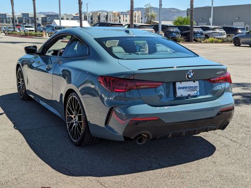 Used 2025 BMW 430i Coupe w/ M Sport Package image 8