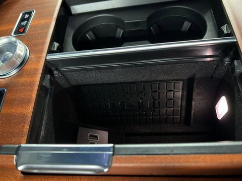 New 2026 Lincoln Navigator Black Label AWD/4WD image 16