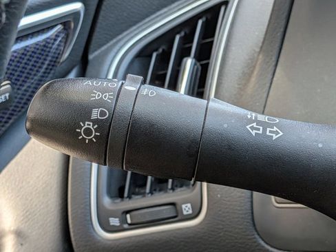 Used 2017 INFINITI Q60 3.0t Sport w/ Cargo Package image 8