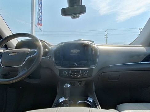 Used 2018 Chevrolet Traverse LT w/ LPO, Cargo Package image 26