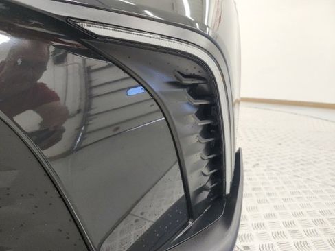 Used 2025 Toyota Camry SE image 15