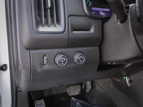 Used 2019 Chevrolet Colorado LT image 22