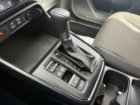 Used 2023 Honda CR-V EX image 17