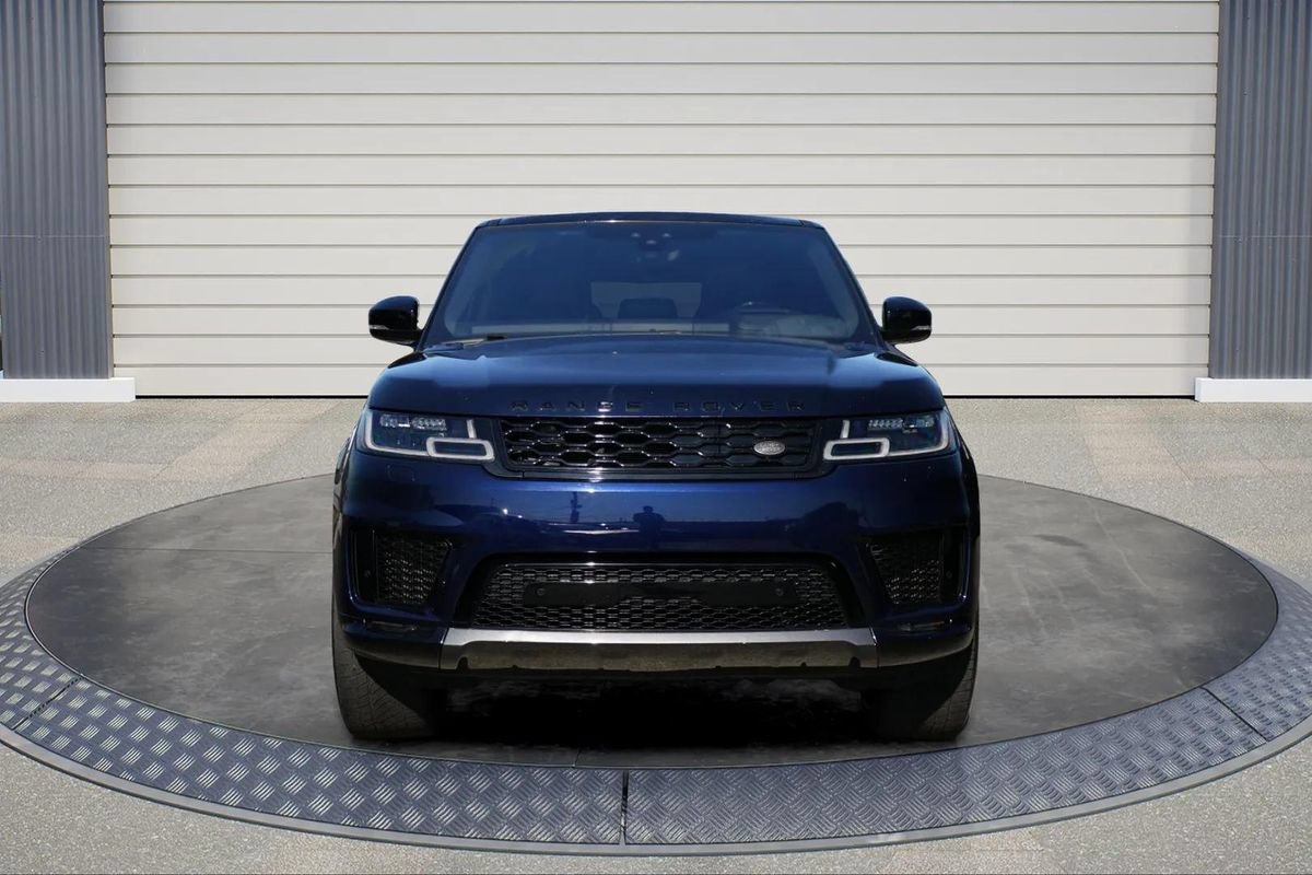 Used 2020 Land Rover Range Rover Sport HSE AWD/4WD image 2
