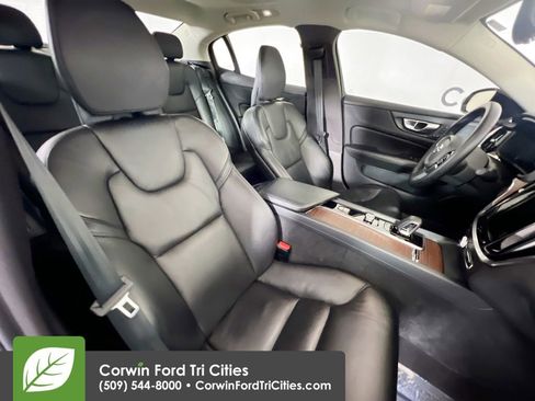 Used 2024 Volvo S60 B5 Plus image 16