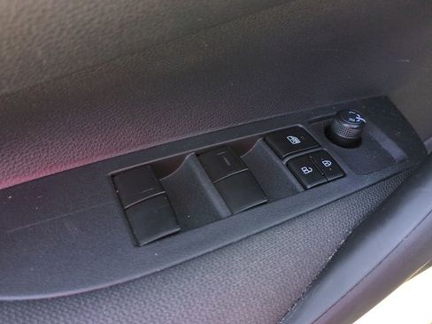 Used 2024 Toyota Corolla LE image 12