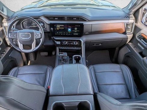 Used 2023 GMC Sierra 1500 Denali RWD image 17