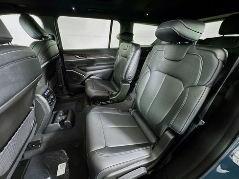 New 2026 Jeep Grand Cherokee L Limited AWD/4WD image 25