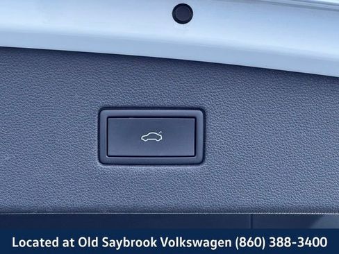 Used 2021 Volkswagen Tiguan SEL image 22