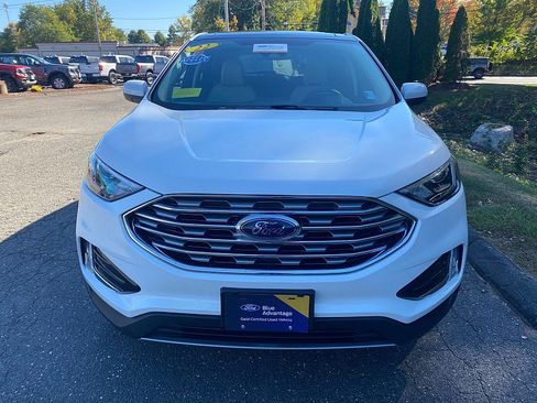 Certified 2022 Ford Edge SEL w/ Convenience Package image 2