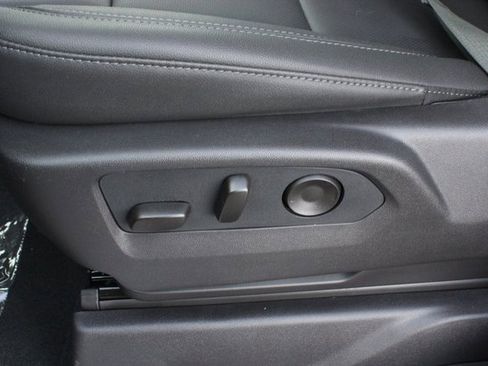 New 2026 GMC Sierra 2500 SLT w/ SLT Premium Package image 22