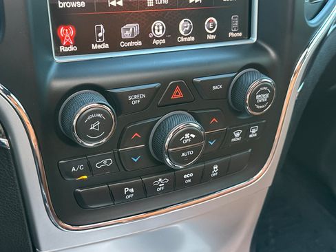 Used 2014 Jeep Grand Cherokee SRT w/ Trailer Tow Group IV AWD/4WD image 28