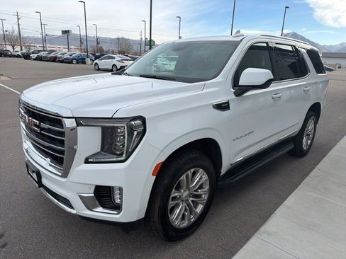 Used 2024 GMC Yukon SLT image 3