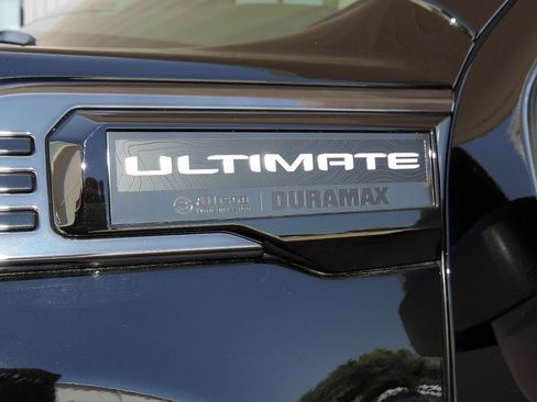 Certified 2026 GMC Sierra 3500 Denali Ultimate AWD/4WD image 12