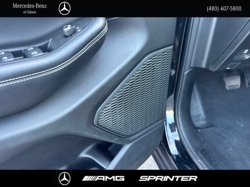 Used 2023 Jeep Grand Cherokee L Laredo AWD/4WD image 12