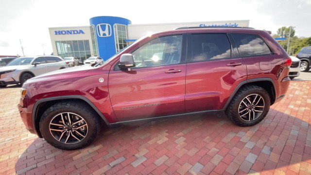 Used 2021 Jeep Grand Cherokee Trailhawk AWD/4WD image 6