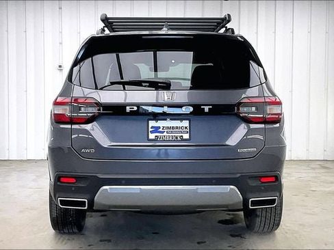 New 2026 Honda Pilot Touring image 4