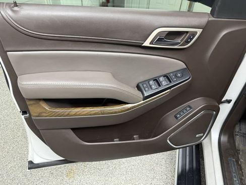 Used 2018 GMC Yukon XL Denali w/ Denali Ultimate Package image 27