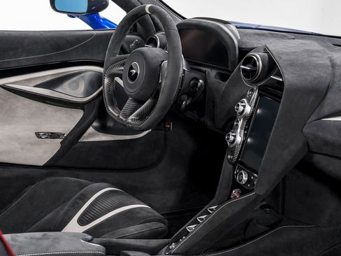 Used 2021 McLaren 765LT image 26