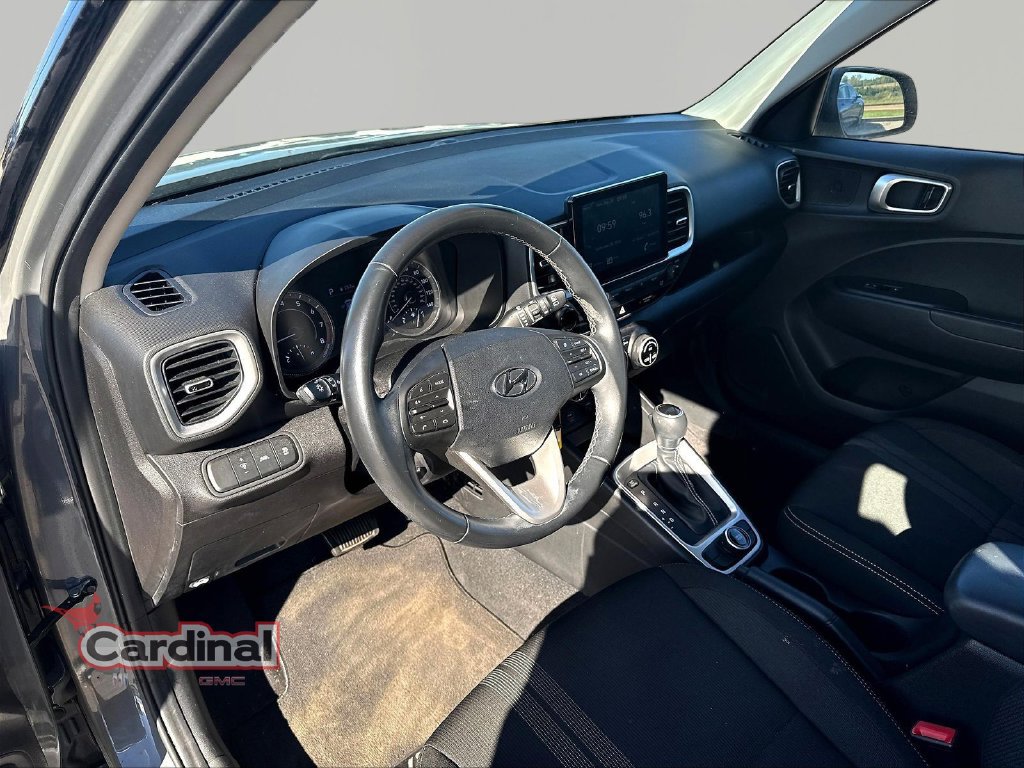 Used 2020 Hyundai Venue SEL w/ Convenience Package FWD image 19