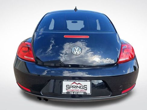Used 2012 Volkswagen Beetle 2.5 image 4