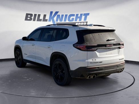 Used 2024 GMC Acadia Elevation w/ Black Edition image 3