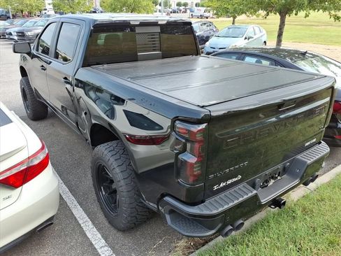 Used 2021 Chevrolet Silverado 1500 LT Trail Boss AWD/4WD image 11