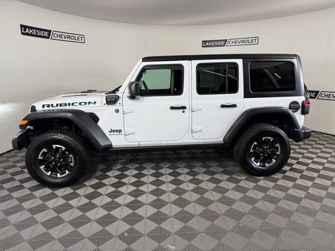 Used 2024 Jeep Wrangler Unlimited Rubicon 4xe AWD/4WD image 3