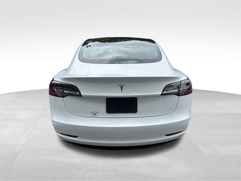 Used 2020 Tesla Model 3 Standard Range Plus RWD image 6