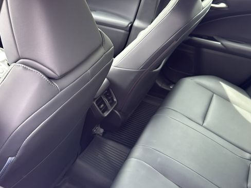 Used 2022 Lexus UX 200 w/ Accessory Package (Z1) FWD image 30