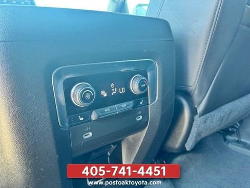 Used 2021 Chevrolet Tahoe LT w/ Luxury Package RWD image 10