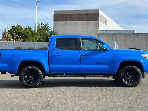 Certified 2021 Toyota Tacoma SR5 RWD image 6