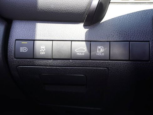 Certified 2022 Toyota Camry SE w/ Convenience Package FWD image 14
