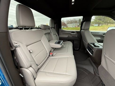 Certified 2023 Chevrolet Silverado 1500 LTZ image 28