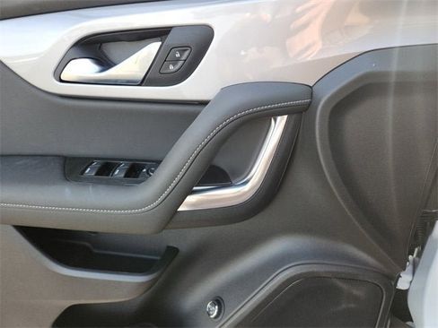 New 2026 Chevrolet Blazer LT w/ Convenience Package image 19