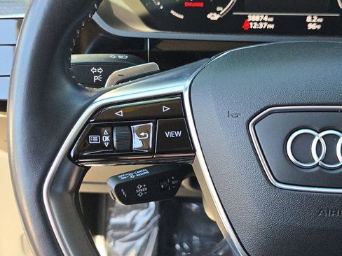 Used 2021 Audi e-tron Premium Plus image 24