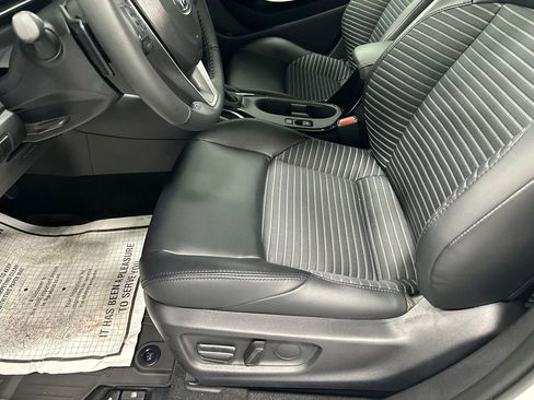 Used 2026 Toyota Corolla XSE FWD image 13