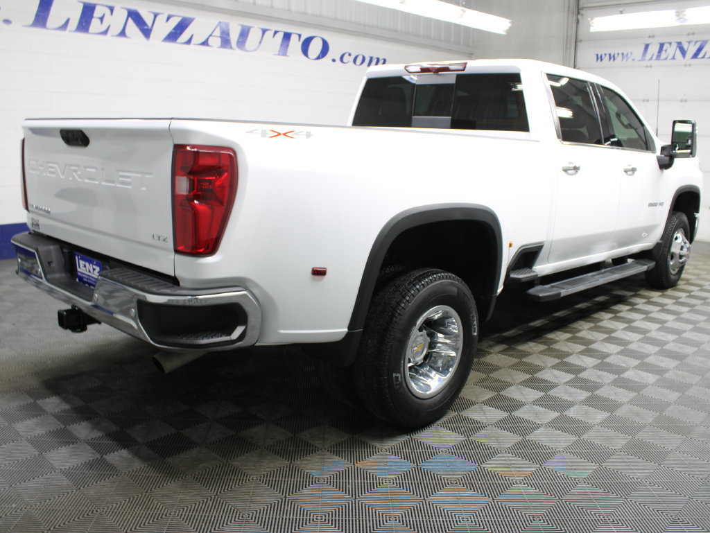 Used 2024 Chevrolet Silverado 3500 LTZ w/ LTZ Convenience Package AWD/4WD image 5