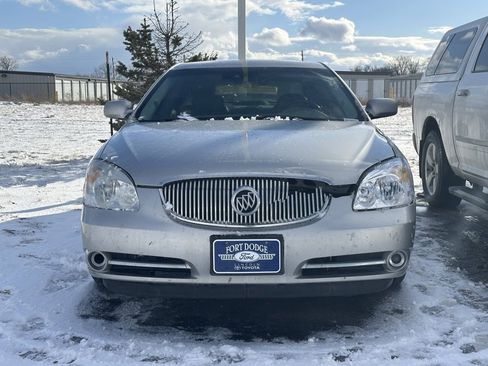 Used 2008 Buick Lucerne CXS image 6