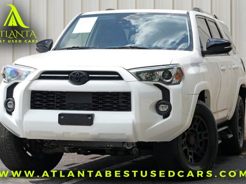 Used 2021 Toyota 4Runner SR5 Premium w/ Moonroof Package AWD/4WD image 1