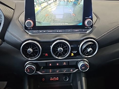 Used 2024 Nissan Sentra SV image 29