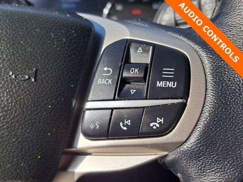 Used 2022 Ford Explorer XLT w/ Equipment Group 202A image 10