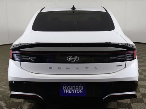 Certified 2024 Hyundai Sonata SEL AWD/4WD image 11