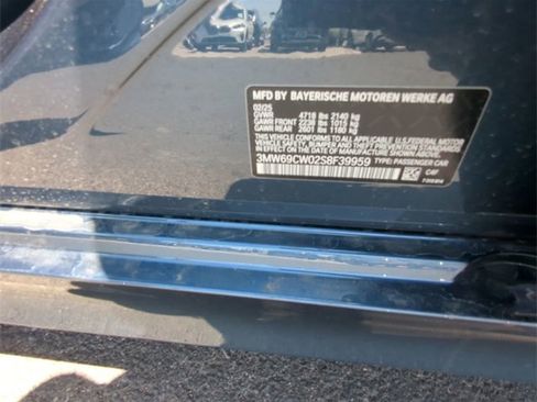 New 2025 BMW 330i Sedan w/ Convenience Package image 24