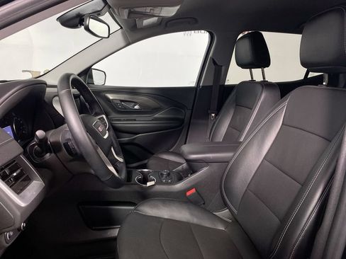 Certified 2023 GMC Terrain SLT AWD/4WD image 11