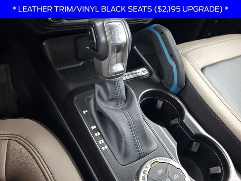 Used 2023 Ford Bronco Wildtrak AWD/4WD image 14