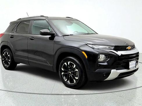 Used 2023 Chevrolet TrailBlazer LT w/ Convenience Package AWD/4WD image 7