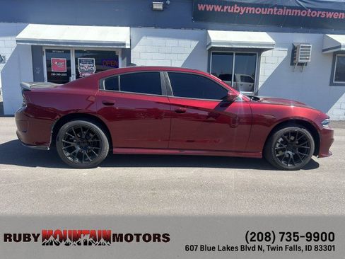 Used 2018 Dodge Charger R/T image 20