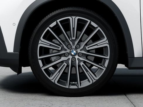 New 2026 BMW X1 xDrive28i AWD/4WD image 7