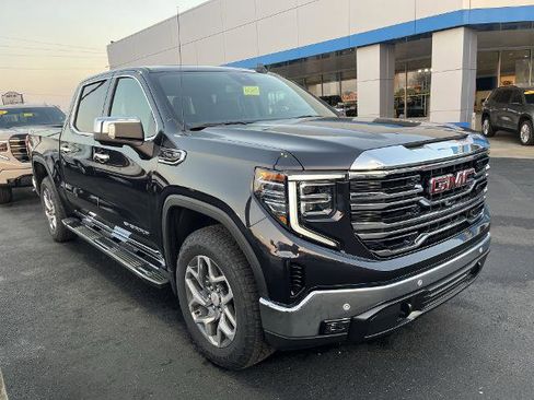New 2026 GMC Sierra 1500 SLT w/ SLT Premium Plus Package image 8